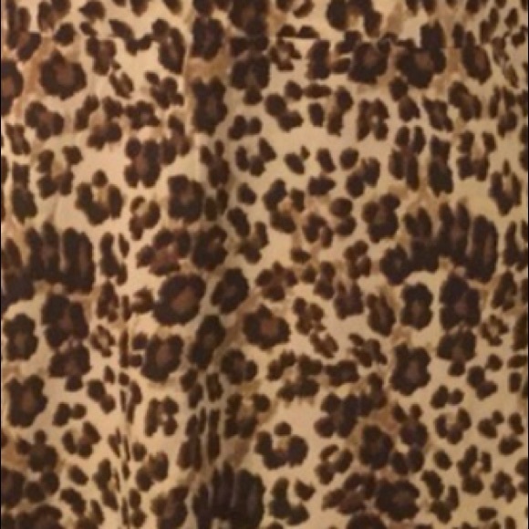 BROWN V-NECK LEOPARD PRINT DRESS - Picture 5 of 7